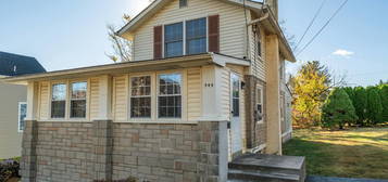 944 Avenue C, Langhorne, PA 19047