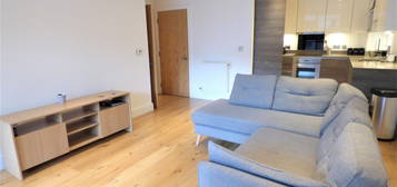 2 bed flat to rent