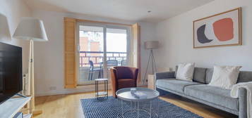 Flat to rent in Maida Vale, London W9