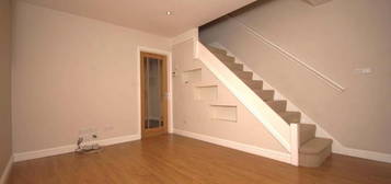 2 bedroom terraced house