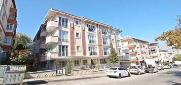 ELVAN'DA ASANSRL 145 m2 FT BANYOLU 3+1 ARA KAT N CEPHE