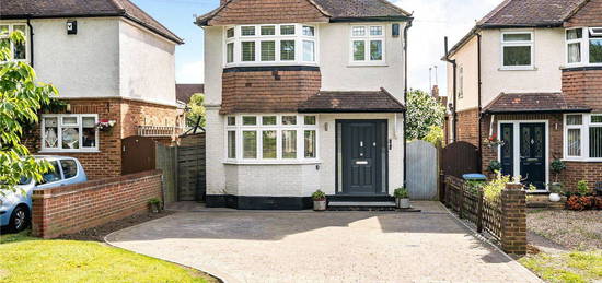 3 bed detached house to rent