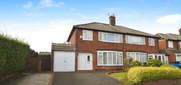 3 bed semi-detached house for sale