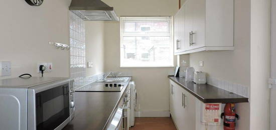 4 bedroom terraced house