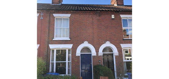 Terraced house to rent in Glebe Road, Norwich NR2