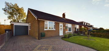 3 bedroom semi-detached bungalow for sale