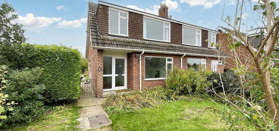 3 bedroom semi-detached house