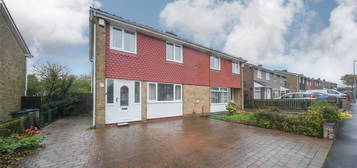 3 bed semi-detached house for sale