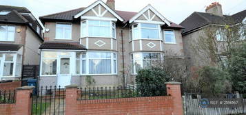 3 bedroom semi-detached house