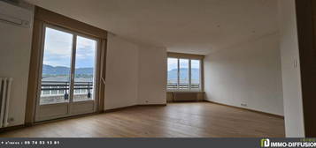 Location appartement 4 pièces 102 m²