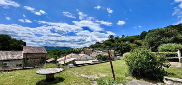 Maison de campagne dans hameau