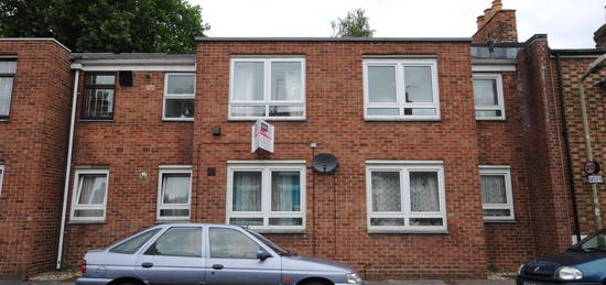 Flat to rent in Great Clarendon Street, Oxford OX2