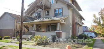 242 NW 15th St #8, Corvallis, OR 97330