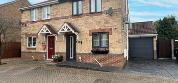 3 bedroom semi-detached house for sale