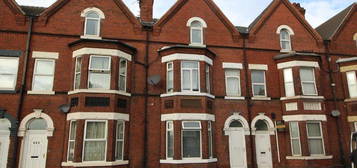 2 bed flat to rent