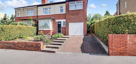 4 bed semi-detached house for sale