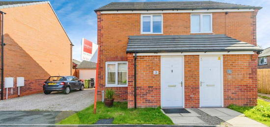 2 bedroom semi-detached house for sale