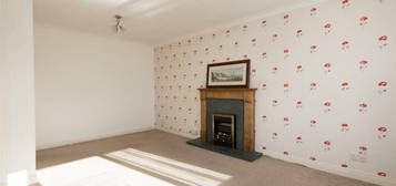 2 bedroom semi-detached bungalow for sale