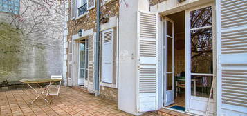 Vente maison 10 pièces 224 m²