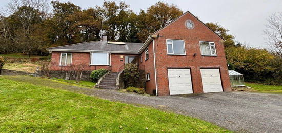 Bungalow to rent in Brynderw, Y Fan, Llanidloes, Powys SY18