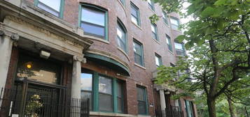 1311 W Leland Ave Apt 3, Chicago, IL 60640