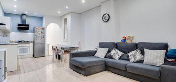 Planta baja en venta en Carrer del Tenor Masini, Sants