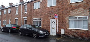 2 bed terraced house to rent