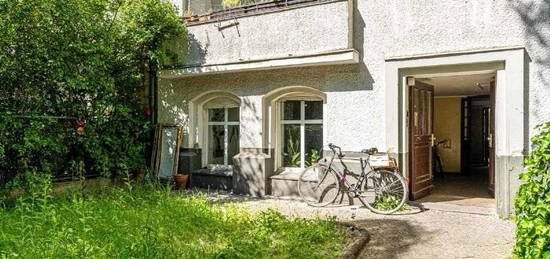 Rented basement unit directly on Paul-Lincke-Ufer as a capital investment