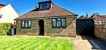 2 bedroom detached house