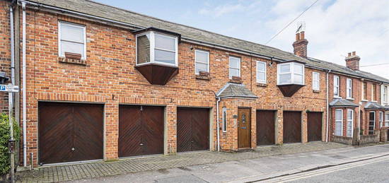 Flat to rent in Cardiff Mews, Reading RG1