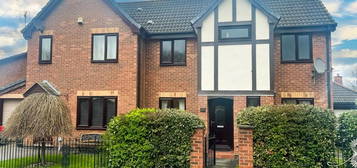 3 bed semi-detached house to rent