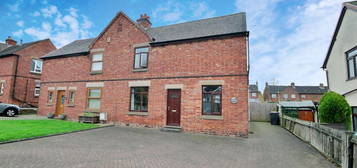 3 bed semi-detached house for sale