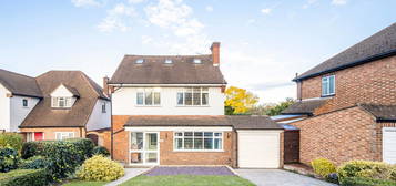 5 bed detached house for sale