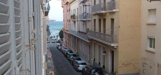 T2 45 m2, mourillon , 100m de la mer avec cave