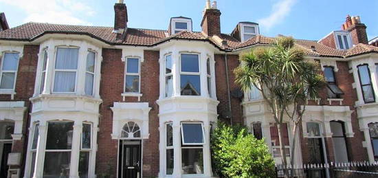 Terraced house to rent in Waverley Road, Southsea PO5