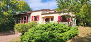 Maison Familiale 170m² avec Piscine, Vue et garage