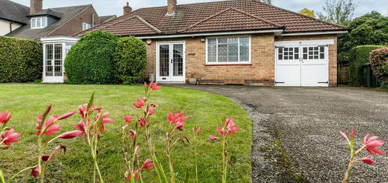 2 bedroom detached bungalow for sale