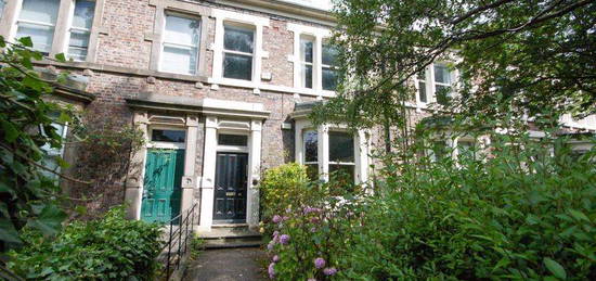 2 bed flat to rent