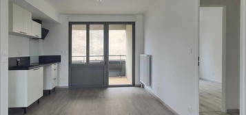 Appartement  à louer, 2 pièces, 1 chambre, 40 m²