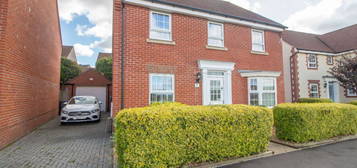 Detached house for sale in Beckless Avenue, Clanfield PO8