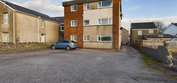 Flat for sale in Llys Onned, South Road, Porthcawl CF36