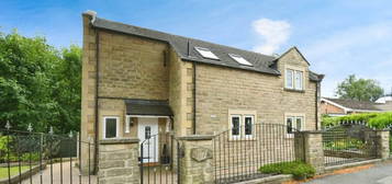 3 bedroom detached house