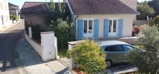 Maison 2 étages  à vendre, 3 pièces, 2 chambres, 119 m²