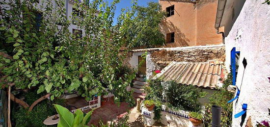 Casa en calle Zapateros en Alhama de Granada