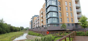 Flat to rent in Drake Way, Kennet Island, Reading RG2