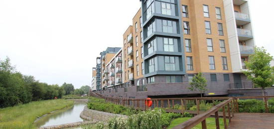 Flat to rent in Drake Way, Kennet Island, Reading RG2