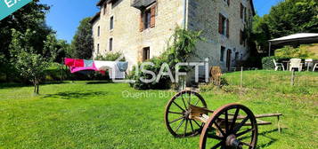 Appartement en bord de rivière