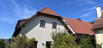 Modernes Zinshaus im Zentrum von Dürnstein