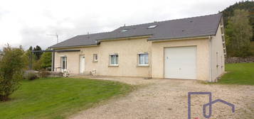 Maison de plain pied sur 5529 m² de terrain