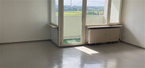 1-Zimmer-Wohnung mit Balkon und Aufzug in zentraler Lage - Erlangen St. Johann
